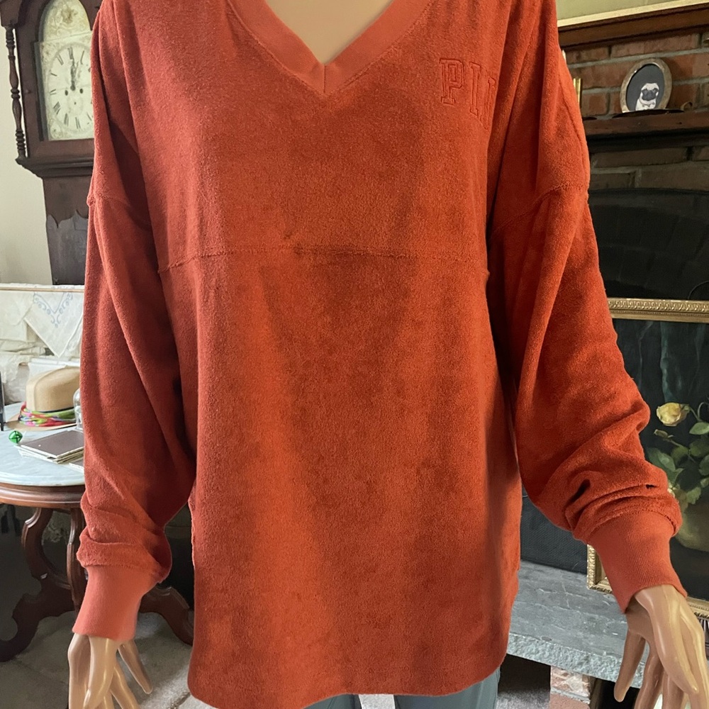 Women's V-Neck Sweater - Rust